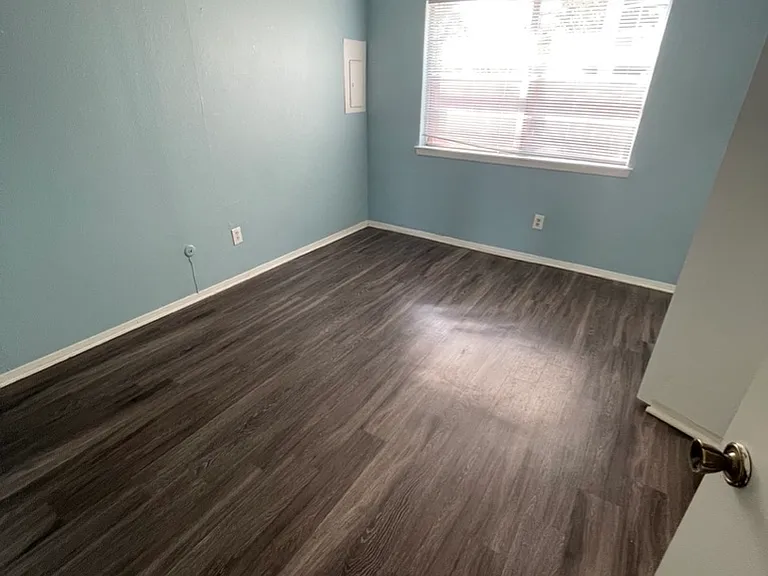 529 E Norwood Cir #529 — Photo 4