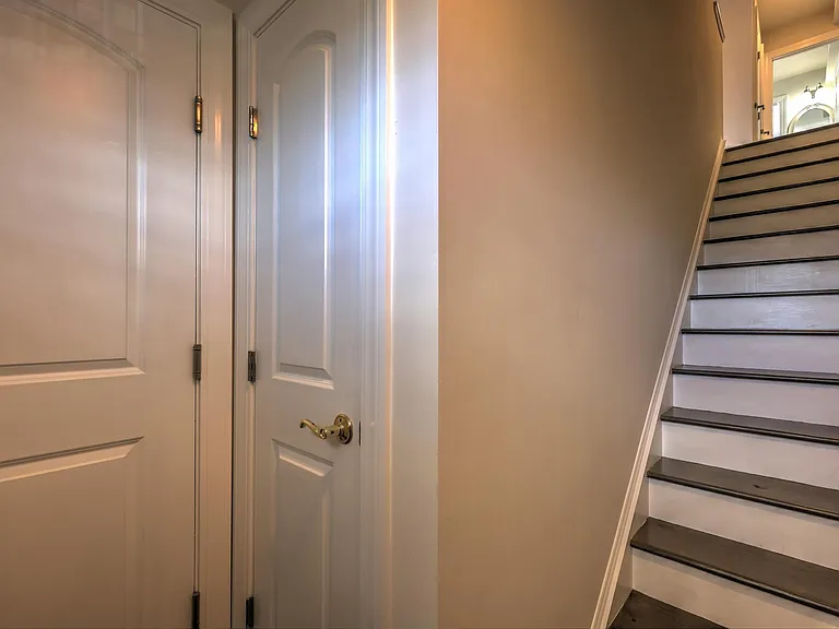 57 Bassett St — Photo 29