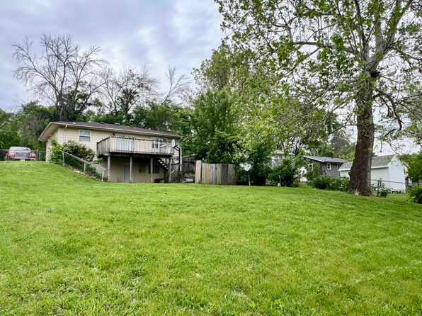 (undisclosed Address)