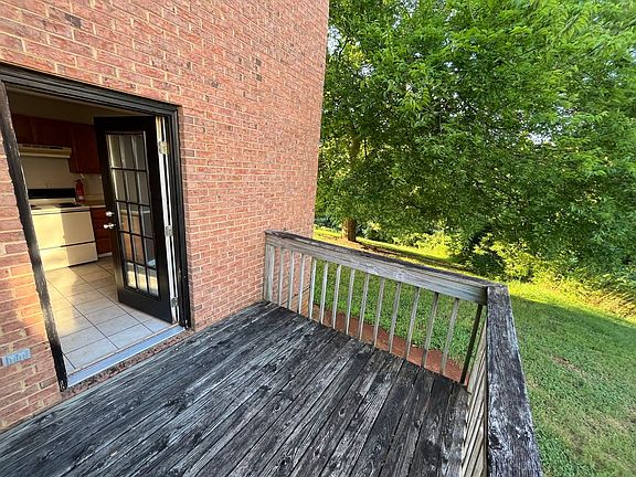 2nd image of 1611 Meadow Springs Dr #2