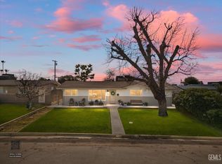 933 Radcliffe Ave, Bakersfield, CA 93305