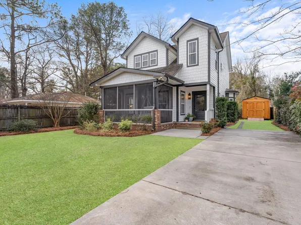 612 W 3rd North St, Summerville, SC 29483