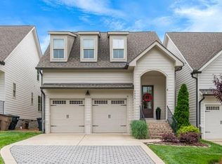 5540 Knob Rd, Nashville, TN 37209