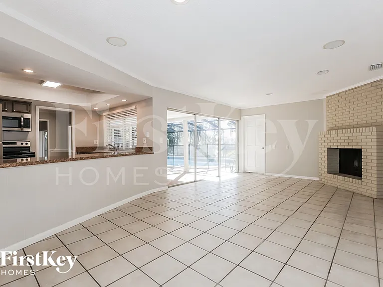 244 Birch Ln — Photo 3