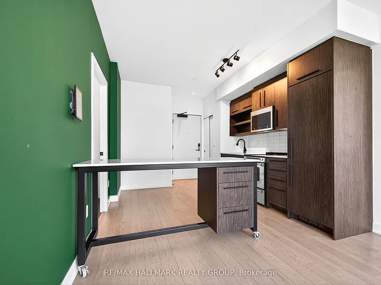 560 Rideau St #1405 — Photo 11