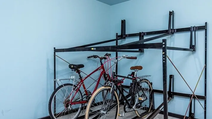 Rented by Nooklyn NYC LLC | media 30