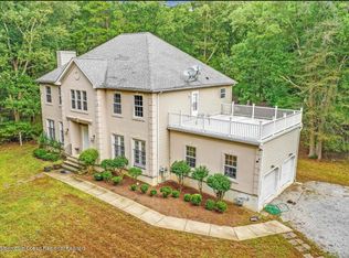 2557 Huckleberry Rd, Manchester, NJ 08759