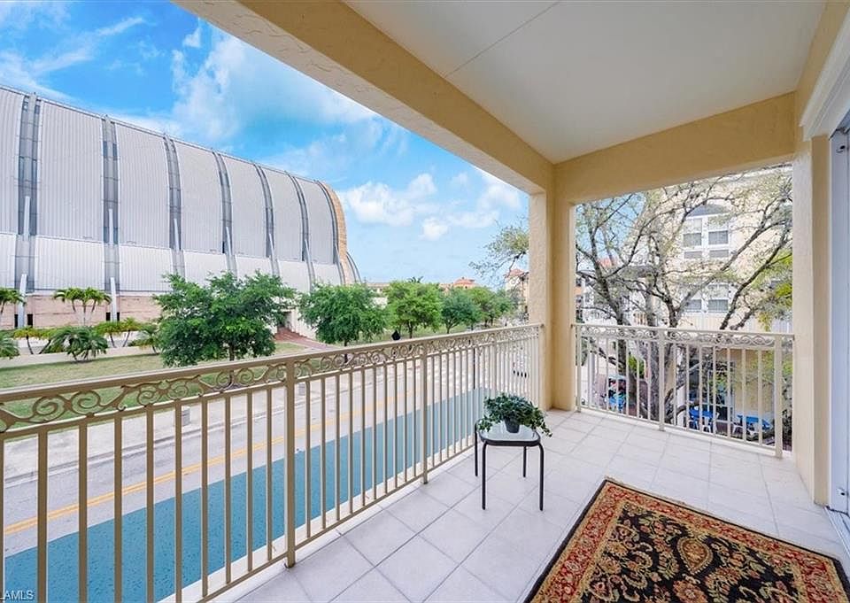 1st image of 5080 Annunciation CIR #1201