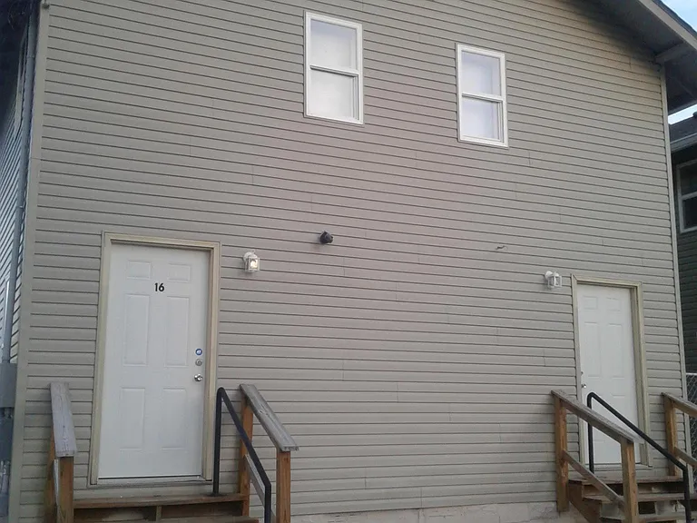 1726 Cottage Ave — Photo 3