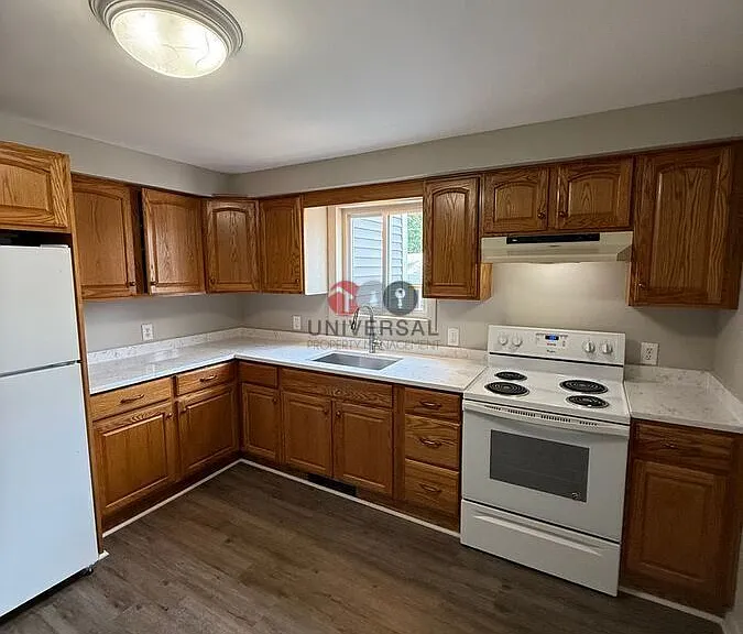 46 Plymouth St #4 — Photo 2