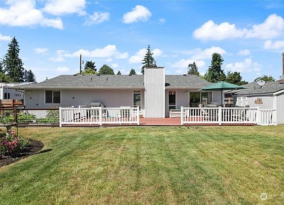 2nd image of 8019 57th Dr NE