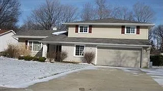 5195 Hickory Dr photo 1