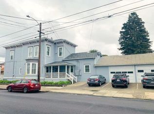 1618 Chestnut St, Alameda, CA 94501