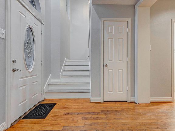 4th image of 1723 Park Ridge Dr