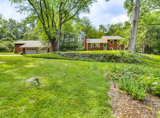 60 Mountain Rd, North Granby, CT 06060