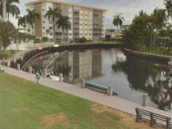 3000 NE 16th Avenue #216, Oakland Park, FL 33334