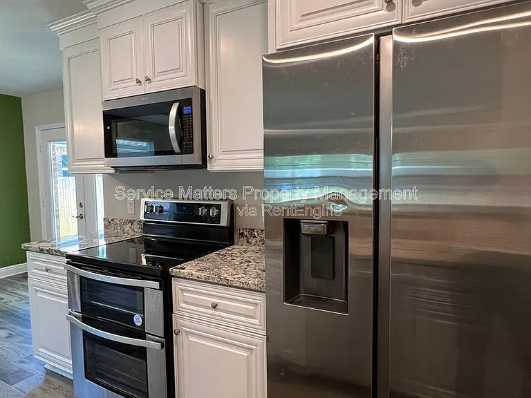2965 N 14th Ave — Photo 15