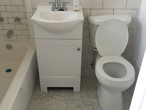 4th image of 1578 Dekalb Ave