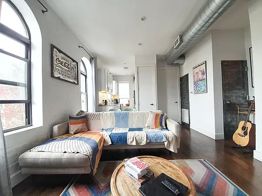 Rented by Corcoran | media 15