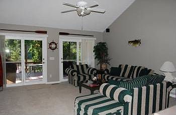 4th image of 24 Holland Shores Ln