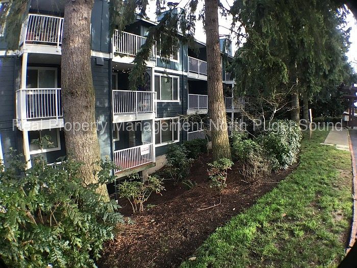 1st image of 300 N 130th St Unit 2106