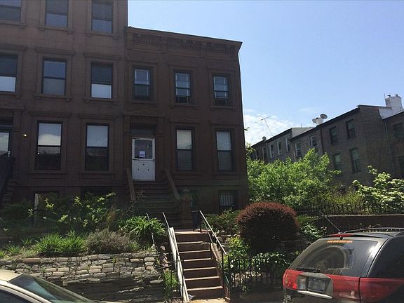 2nd image of 568 Bergen St