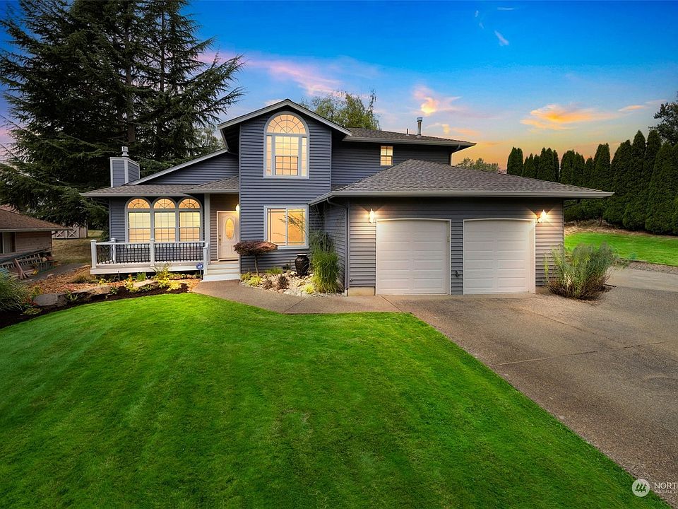 1st image of 2608 103rd Avenue Ct E