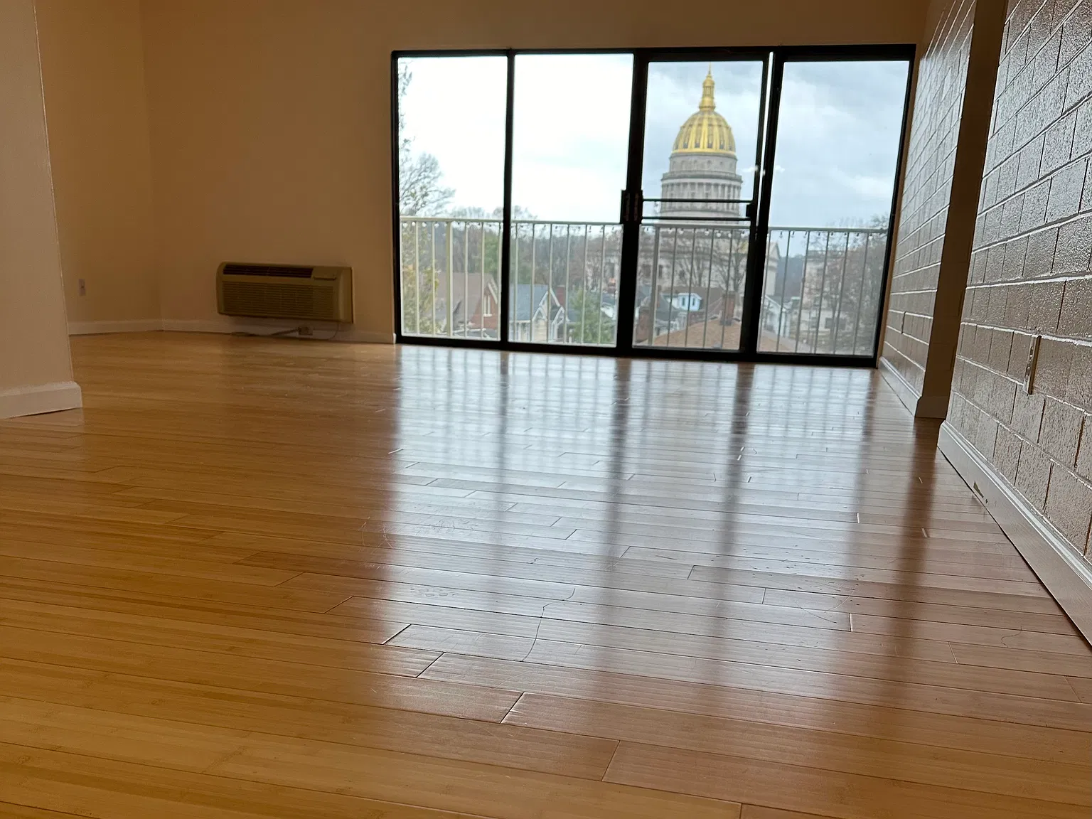 2 bed, 1022 sqft, $1,550 — Photo 1