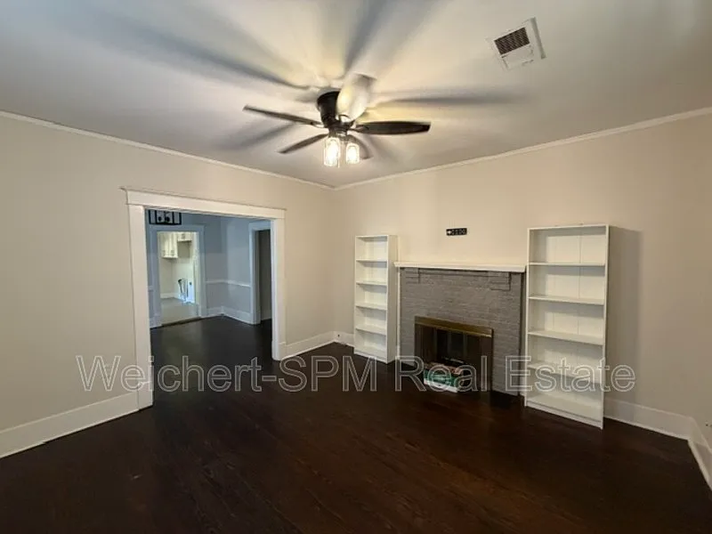 2 bed, 1.0 bath, $1,275 — Photo 4