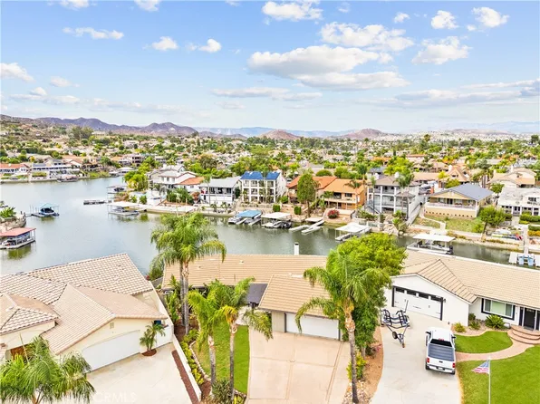 30199 Windward Dr, Canyon Lake, CA 92587