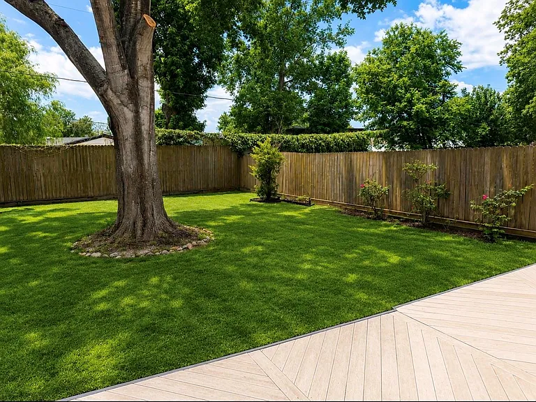 10415 Norton Dr — Photo 20