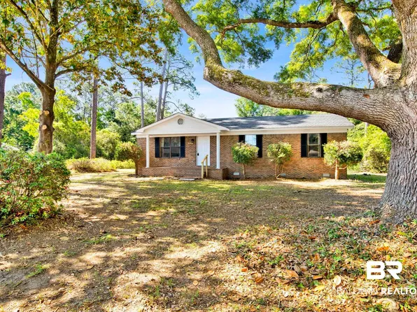 713 E 23rd Ave, Gulf Shores, AL 36542