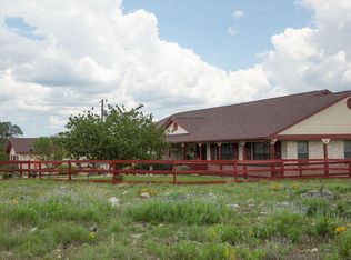 1109 Shin Oak Way, Kerrville, TX 78028