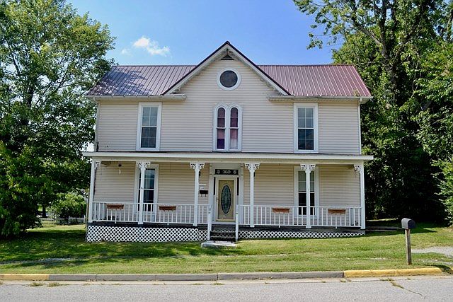 1st image of 360 W Jefferson St
