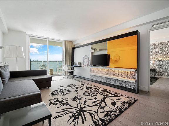 4th image of 1100 West Ave #1114