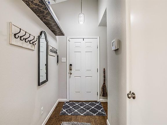 5th image of 1406 Laguna Vista Way