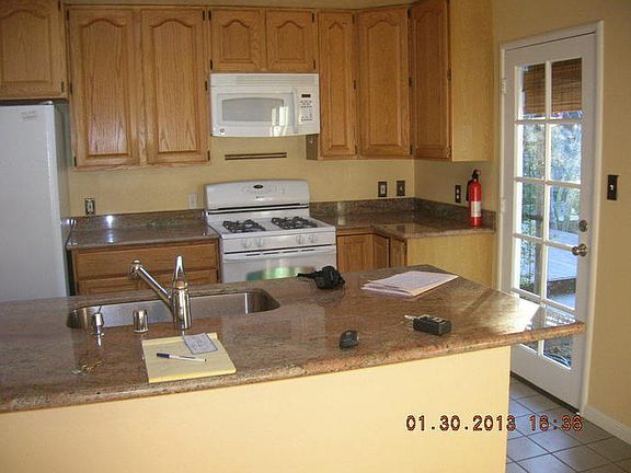 5th image of 77 Western Dr