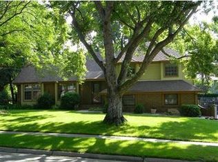 1530 Brighton Ave, Lincoln, NE 68506