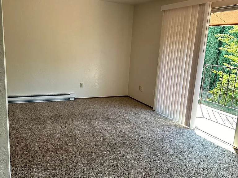 Chandele Apartments — Photo 4