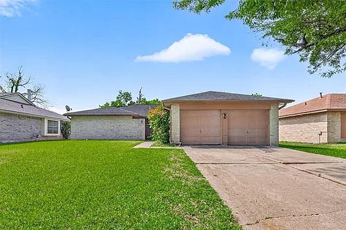 2310 Woodwind Dr Photo 1