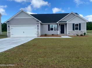 1758 Riggs Rd, Maysville, NC 28555