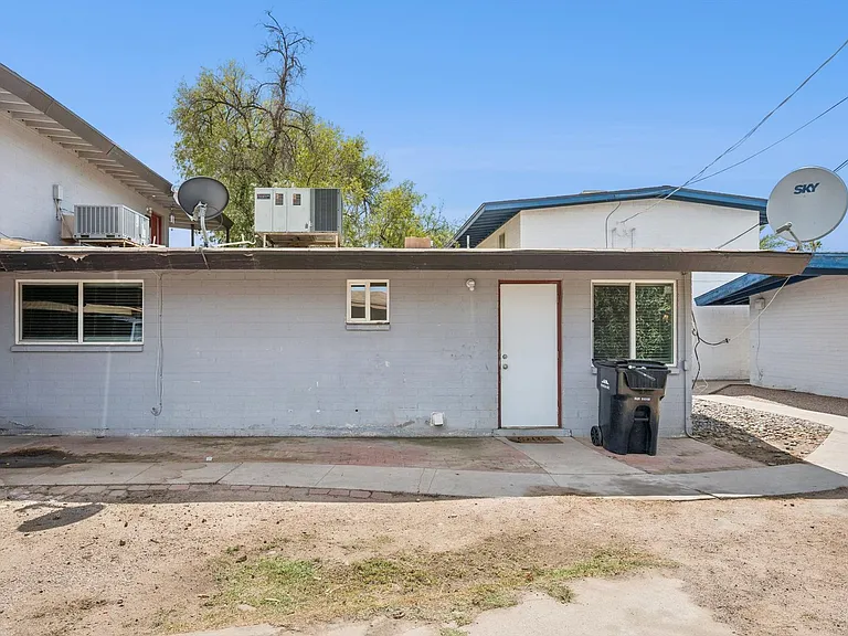 449 N Williams — Photo 7