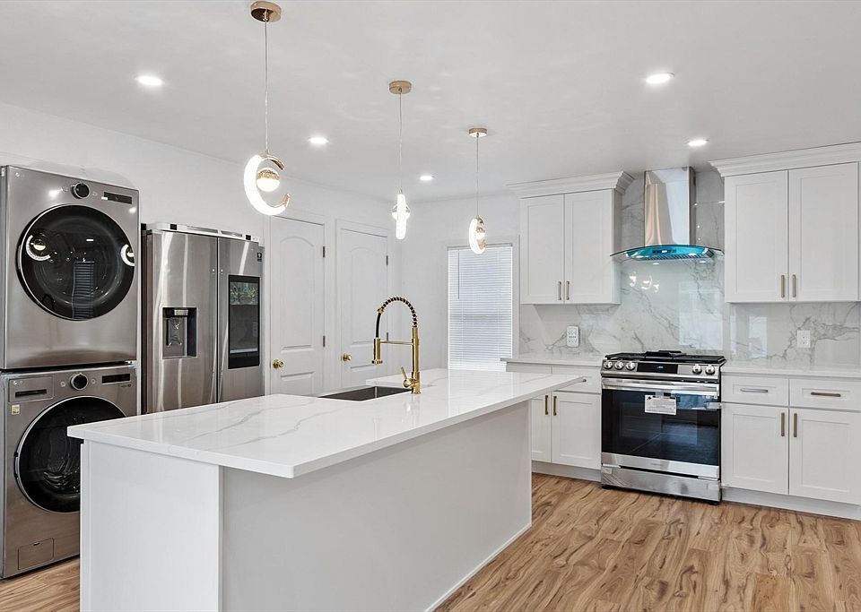 1st image of 5 Oceanview St