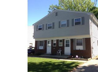 118 Marsh Dr, Grand Ledge, MI 48837