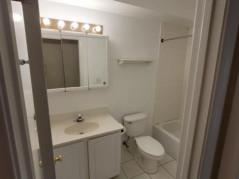 1505 Key Blvd #A — Photo 15