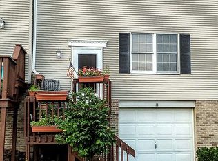 14 Briarwood Way #B, Clarks Summit, PA 18411
