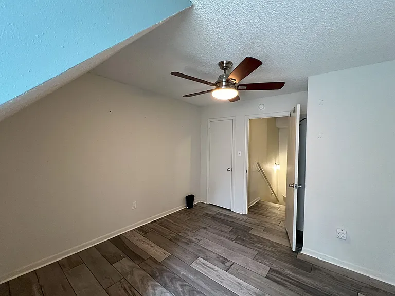 268 Steele Blvd #272 — Photo 14