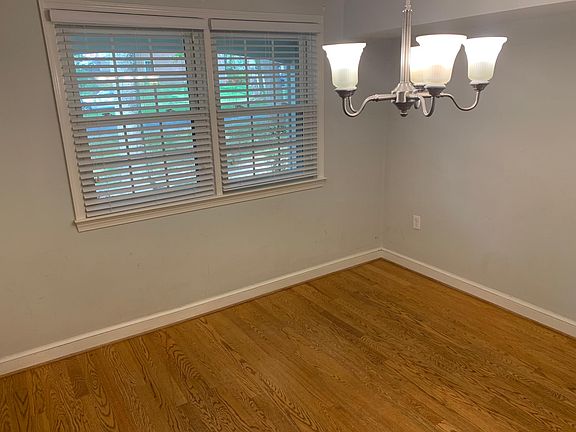 4th image of 871 Azalea Dr