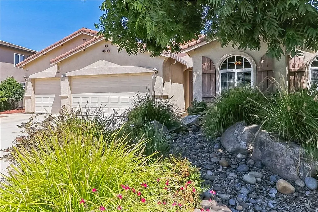 9190 Hunters Creek Way photo 1