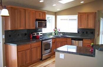 3rd image of 61250 Mount Vista Dr